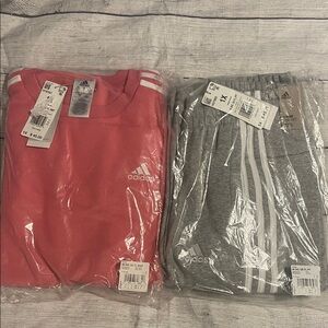 New women’s Adidas 1x sweatshirt and sweatpants